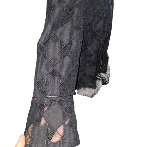 💕INC Delicate Black Blazer💕Size Large - Picture 5 of 12